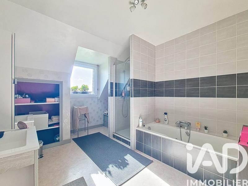 Maison - 143 m² - 5 pièces