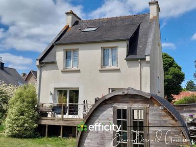 Maison - 162 m² - 5 pièces