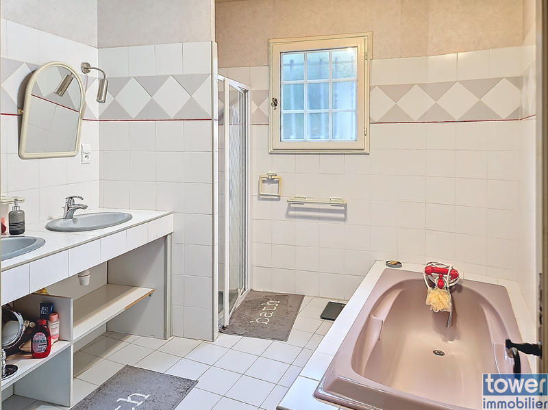 Maison - 134 m² - 6 pièces