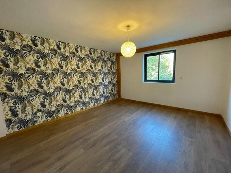 Maison - 208 m² - 5 pièces