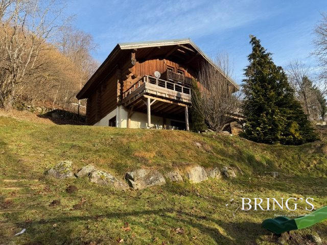 Châlet - 205 m² - 7 pièces