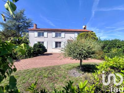 Maison de village - 140 m² - 5 pièces