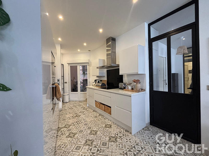 Appartement - 94 m² - 3 pièces