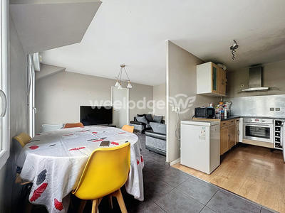 Appartement - 79 m² - 4 pièces