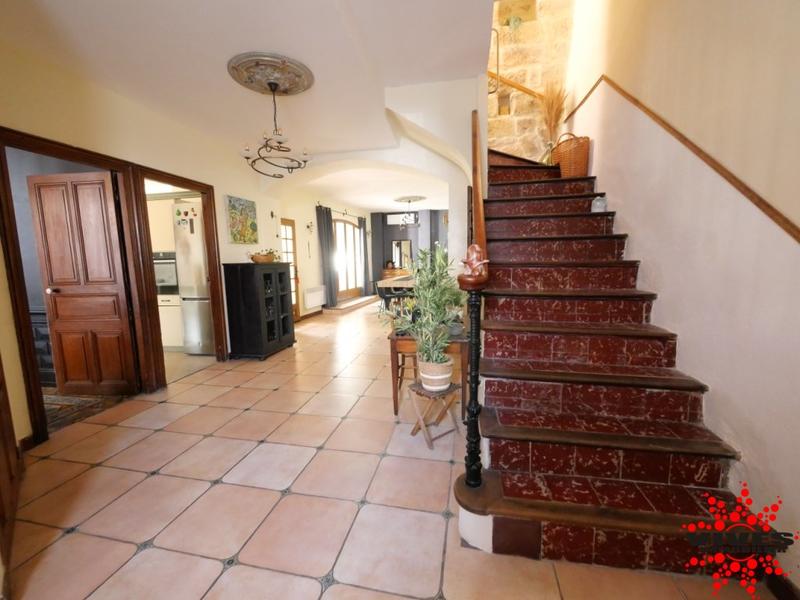 Maison - 200 m² - 7 pièces