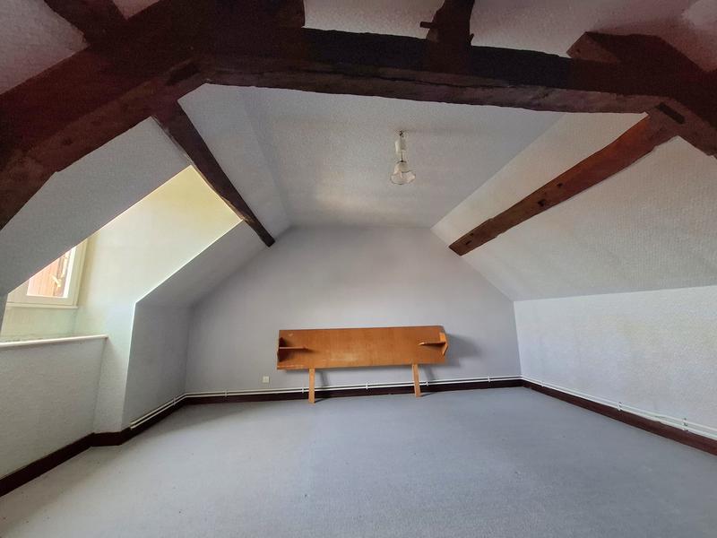 Maison - 104 m² - 5 pièces