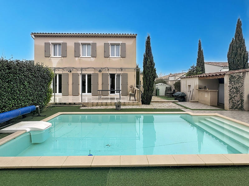 Maison - 103 m² - 5 pièces