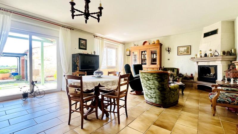 Maison - 158 m² - 6 pièces