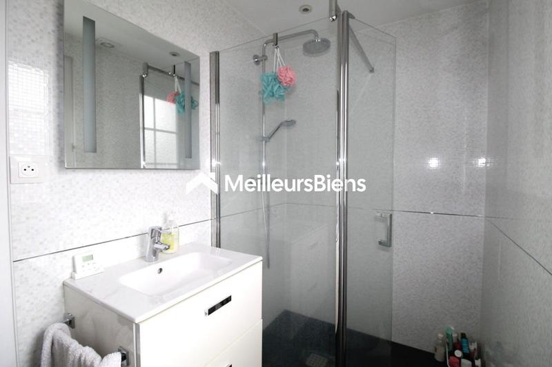 Pavillon - 132 m² - 5 pièces