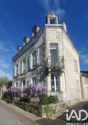 Maison - 182 m² - 10 pièces