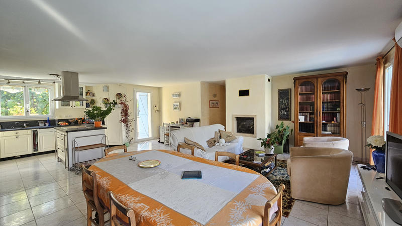 Maison - 190 m² - 6 pièces