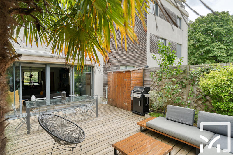 Maison - 180 m² - 7 pièces