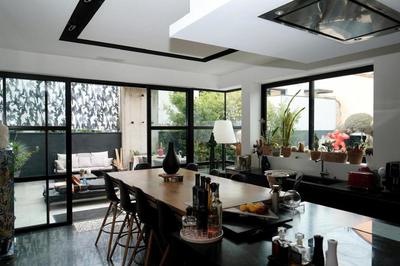 Maison - 416 m² - 8 pièces