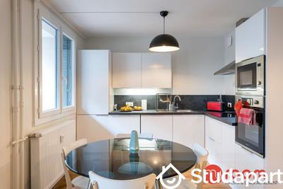 Chambre - 9 m² - 1 pièce