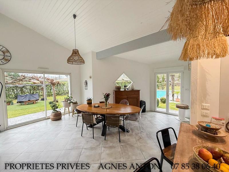 Maison - 148 m² - 6 pièces