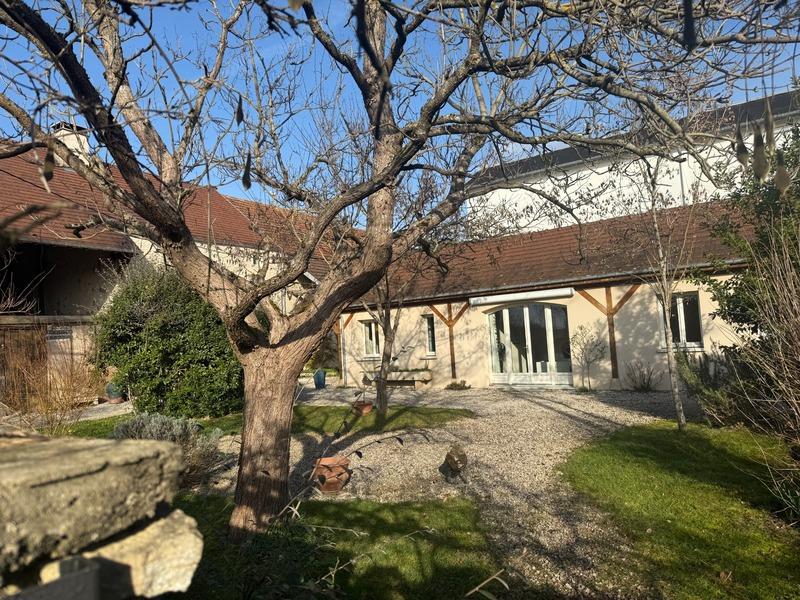 Maison de campagne - 238 m² - 8 pièces