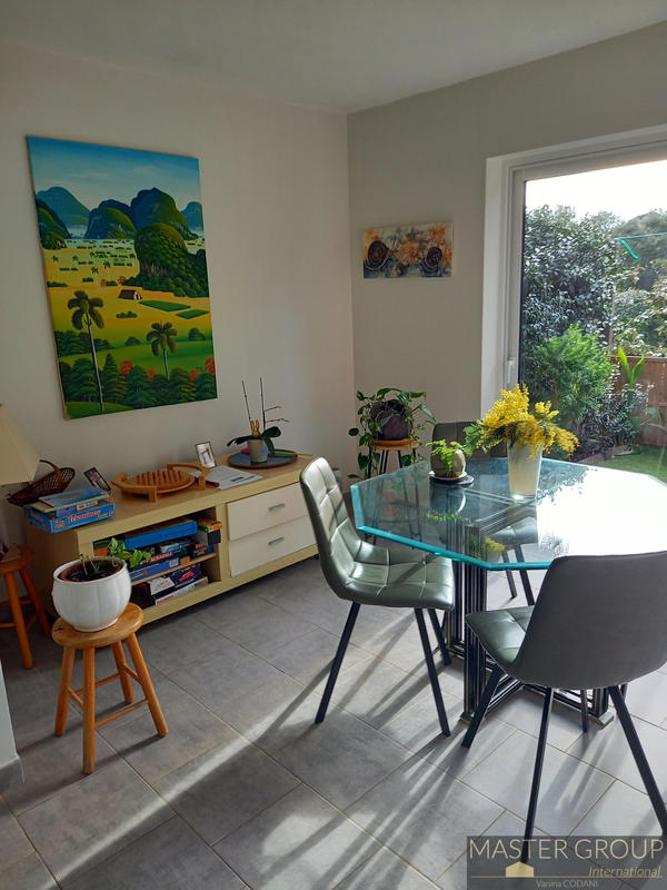 Villa - 97 m² - 6 pièces