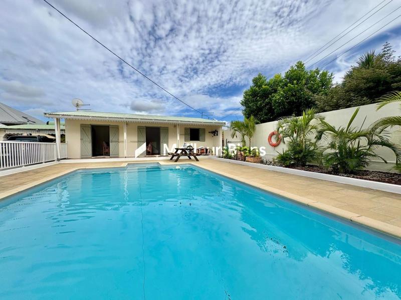 Maison - 110 m² - 6 pièces