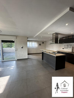 Maison - 141 m² - 5 pièces