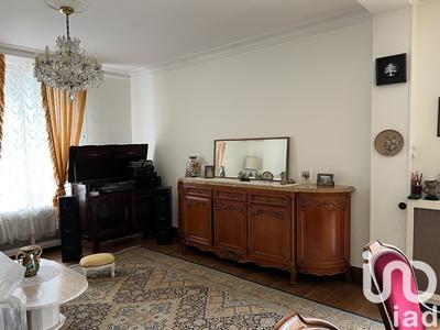 Maison - 315 m² - 13 pièces