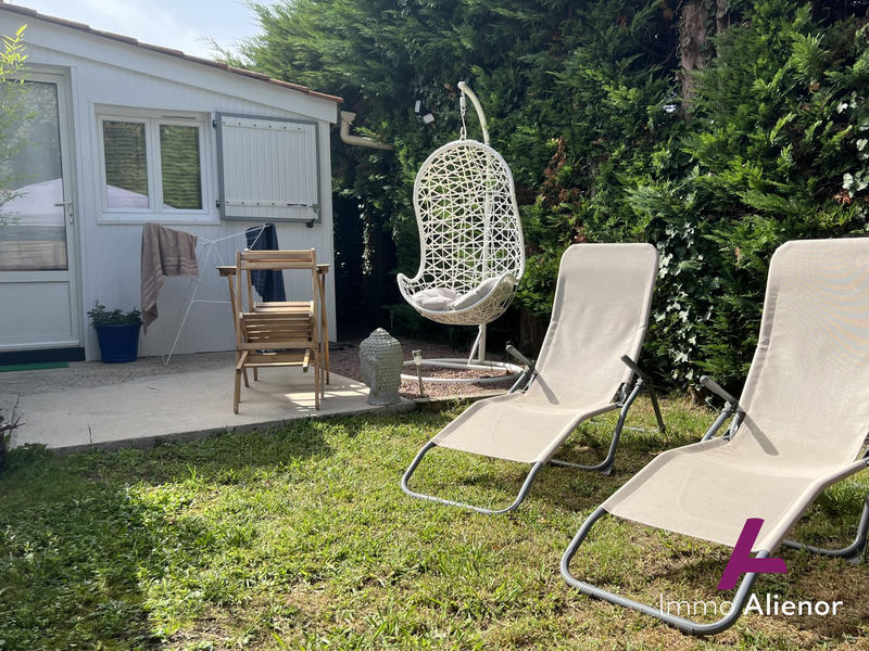 Maison traditionnelle - 180 m² - 5 pièces