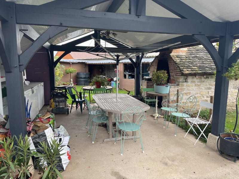 Maison - 206 m² - 7 pièces