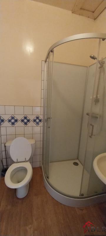 Maison - 1 103 m² - 16 pièces