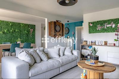 Appartement - 110 m² - 6 pièces