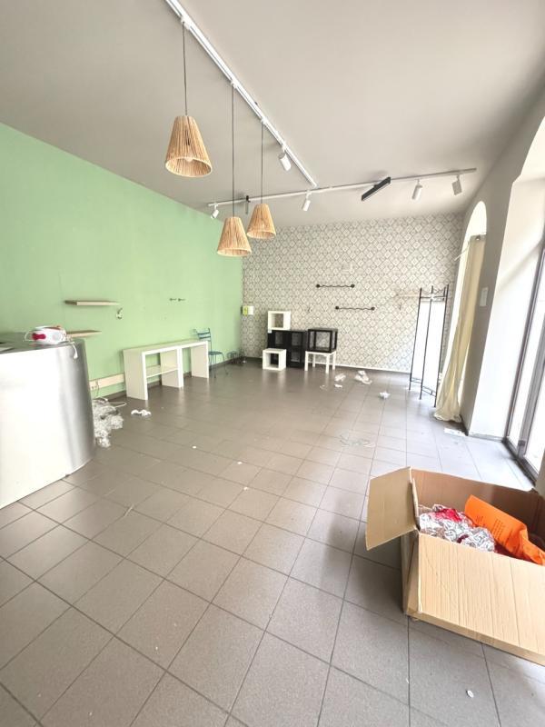 Local commercial - 60 m² - 2 pièces