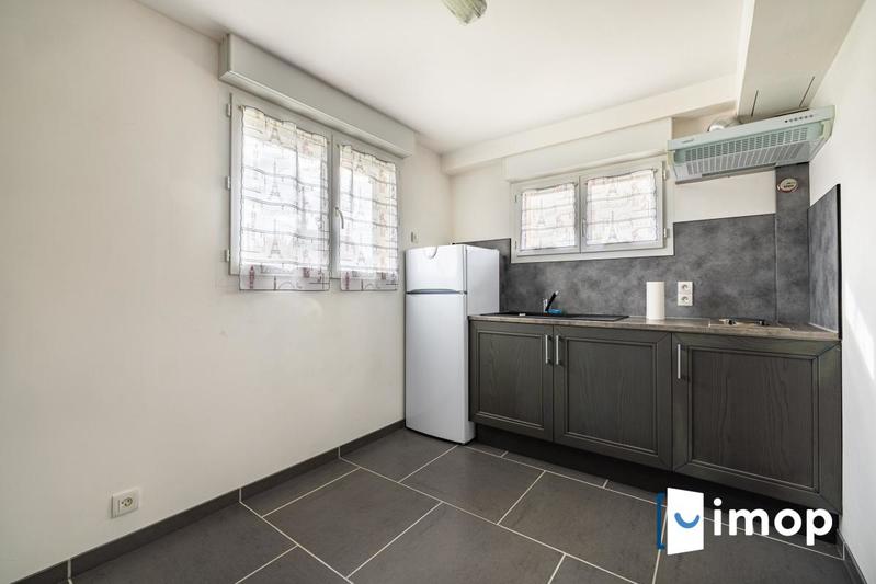 Maison - 210 m² - 5 pièces