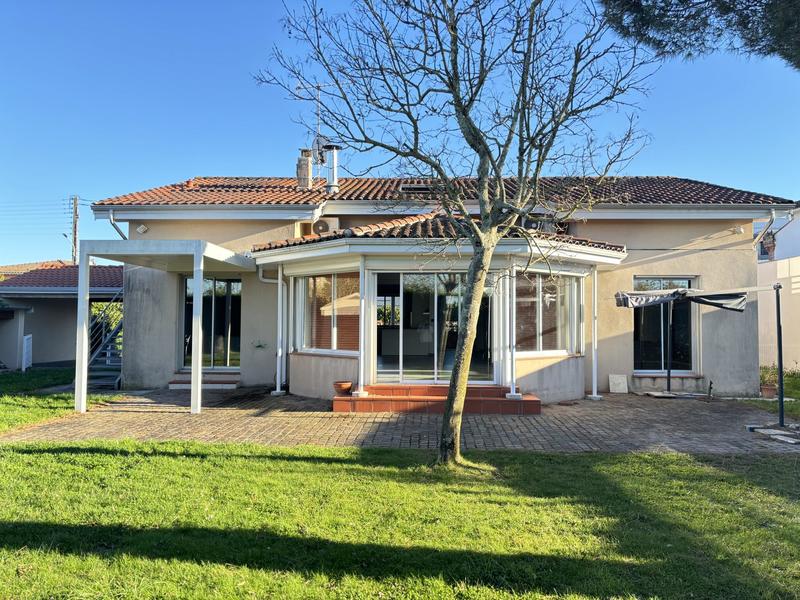 Maison - 160 m² - 7 pièces