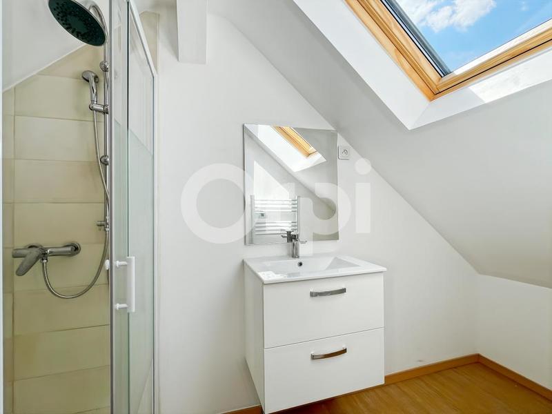 Immeuble - 126 m² - 7 pièces