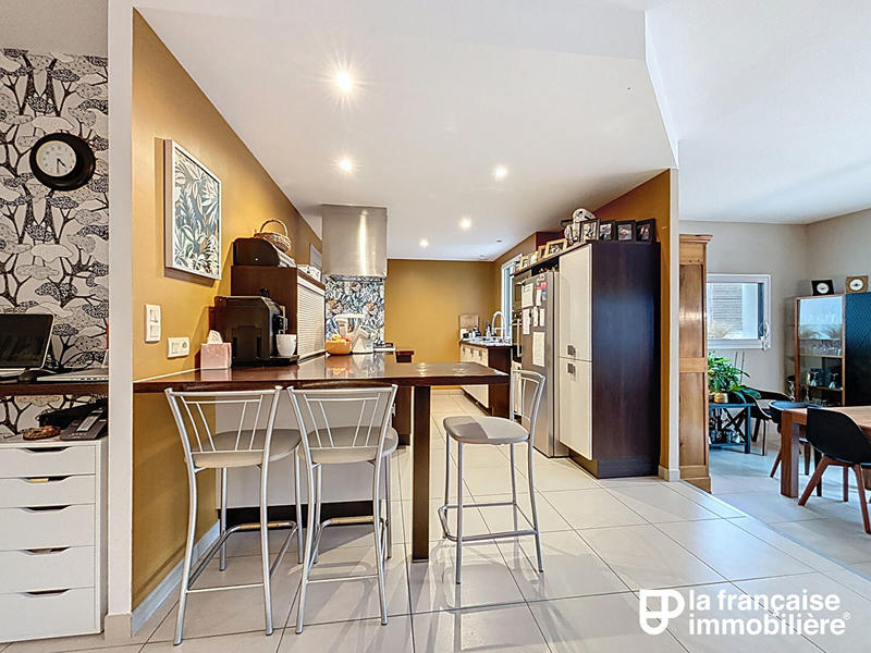 Maison - 163 m² - 7 pièces