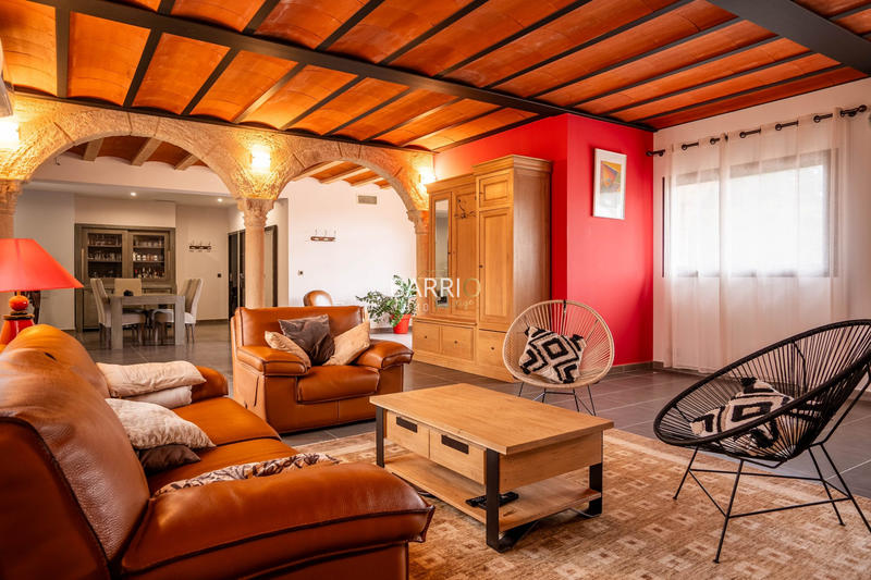 Mas - 213 m² - 4 pièces