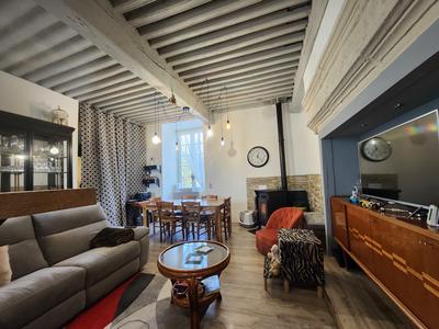 Maison - 121 m² - 5 pièces