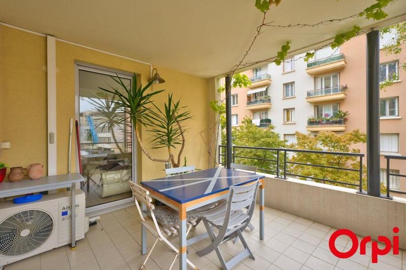 Appartement - 83 m² - 3 pièces