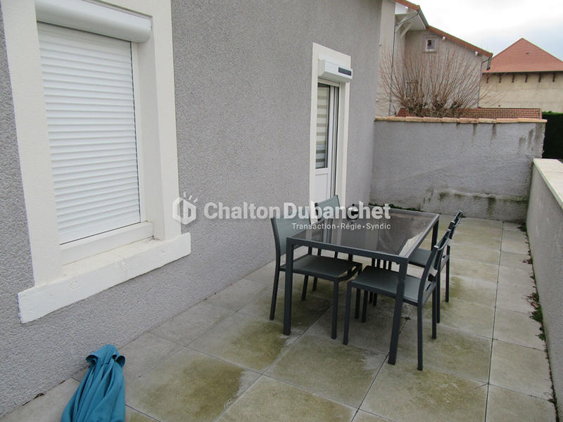 Immeuble - 210 m² - 8 pièces