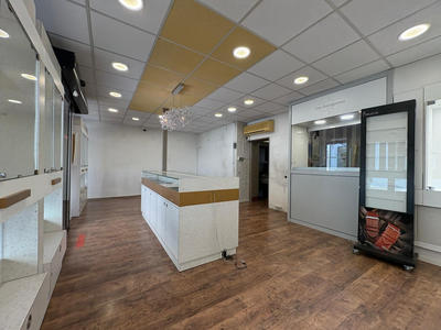 Local commercial - 65 m²