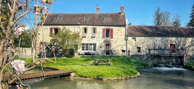 Maison - 242 m² - 6 pièces