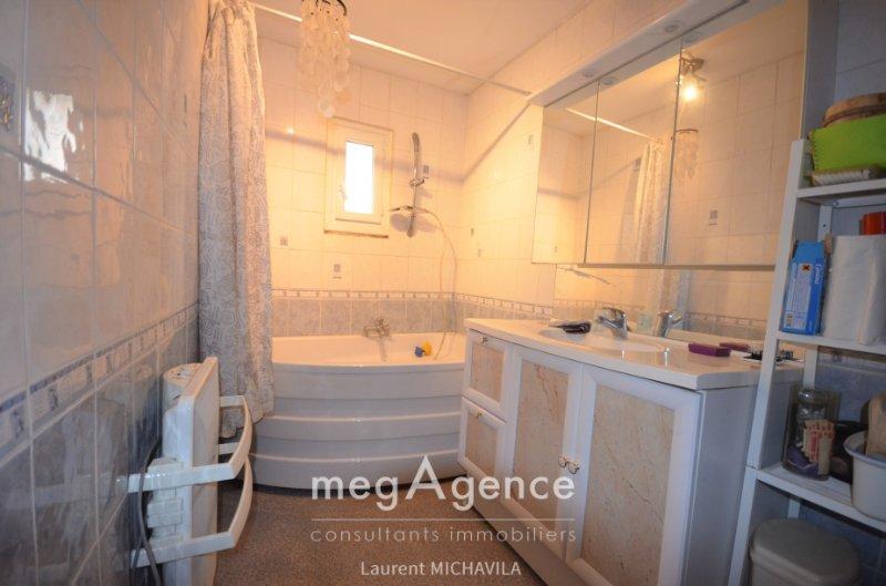 Maison - 85 m² - 5 pièces