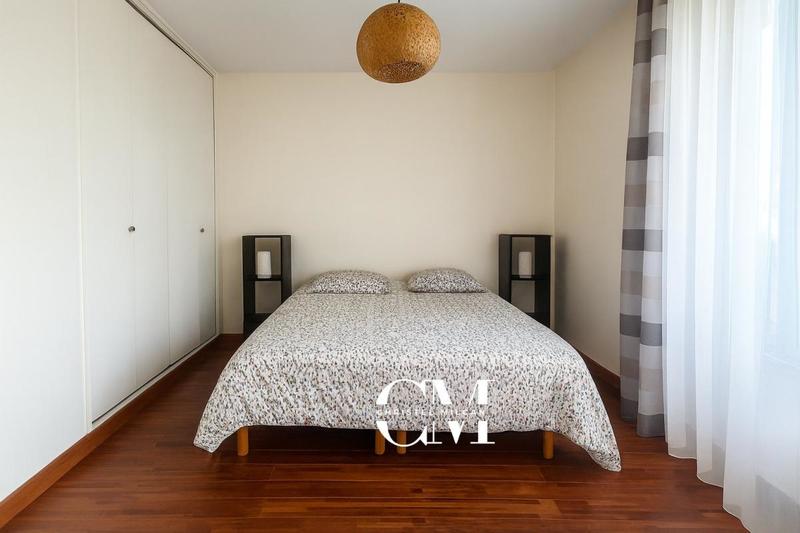 Appartement - 96 m² - 4 pièces