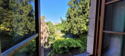 Maison - 260 m² - 11 pièces