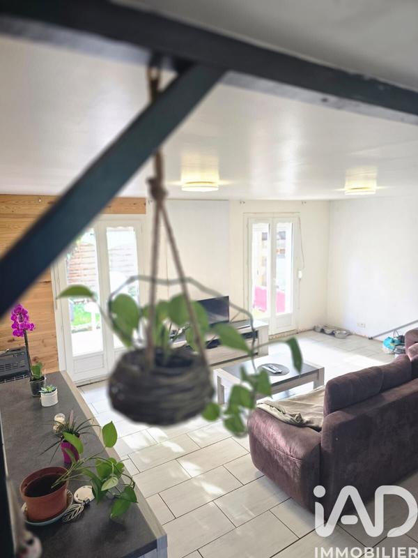 Maison - 98 m² - 4 pièces