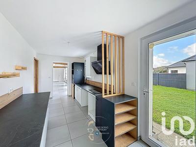 Maison - 93 m² - 4 pièces