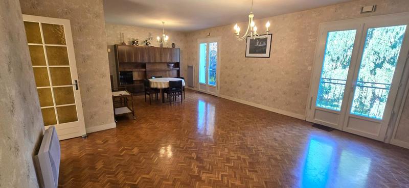 Maison - 130 m² - 6 pièces