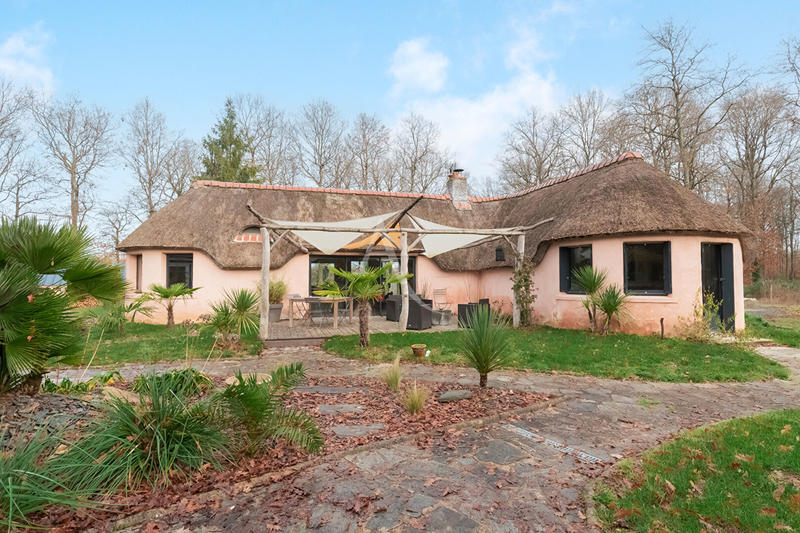 Maison - 171 m² - 7 pièces