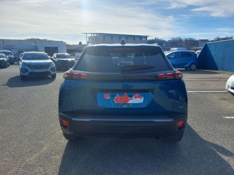 Peugeot 2008 II 100 ch Allure / Pack Navigation Access Vision 4 302 Km