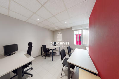 Local commercial - 54 m² - 3 pièces