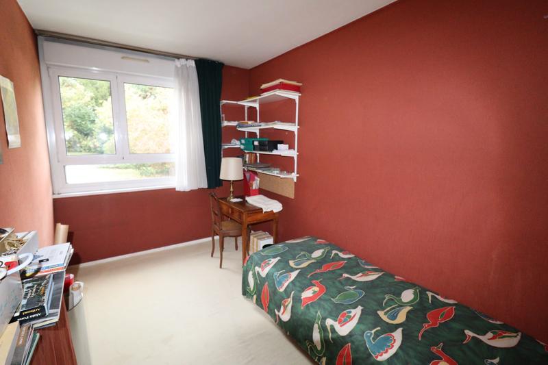 Appartement - 90 m² - 5 pièces