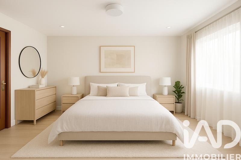 Maison - 155 m² - 8 pièces